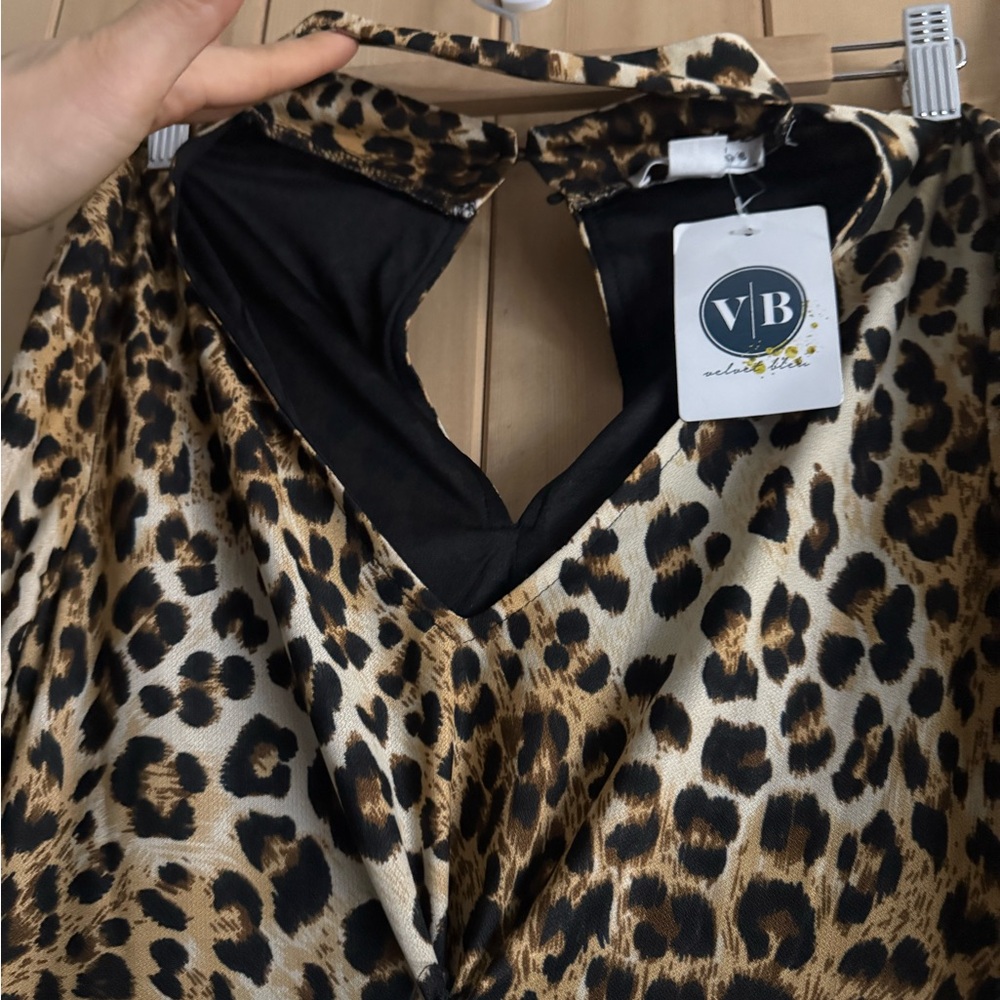 Leopard Print Dress with Keyhole Detail
